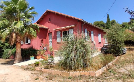 Villa in Village, Saint-Mandrier-sur-Mer, France 1
