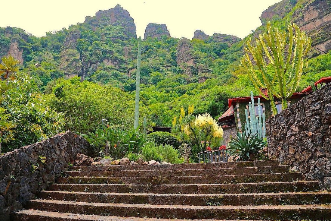 House in Tepoztlán, Morelos, Mexico 4 - 18598458