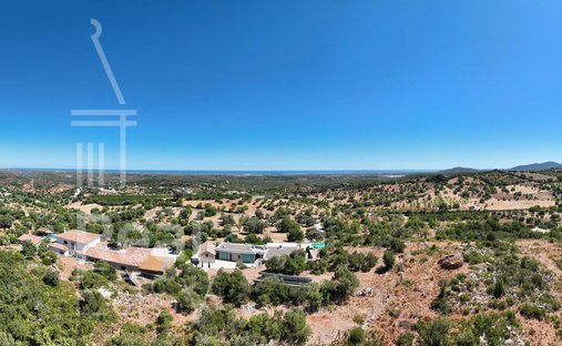 Villa in Santa Catarina da Fonte do Bispo, Algarve, Portugal 1