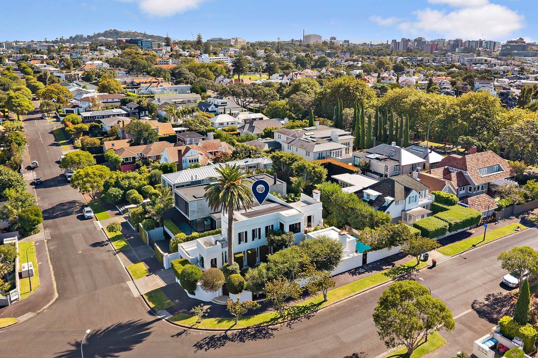 House in Auckland, Auckland, New Zealand 4 - 18323743