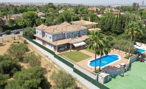 Villa in Gelves, Andalusien, Spanien 1