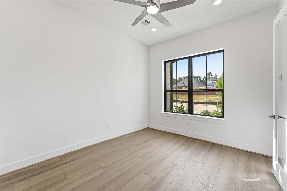 House in Montgomery, Texas, United States 4 - 18446757
