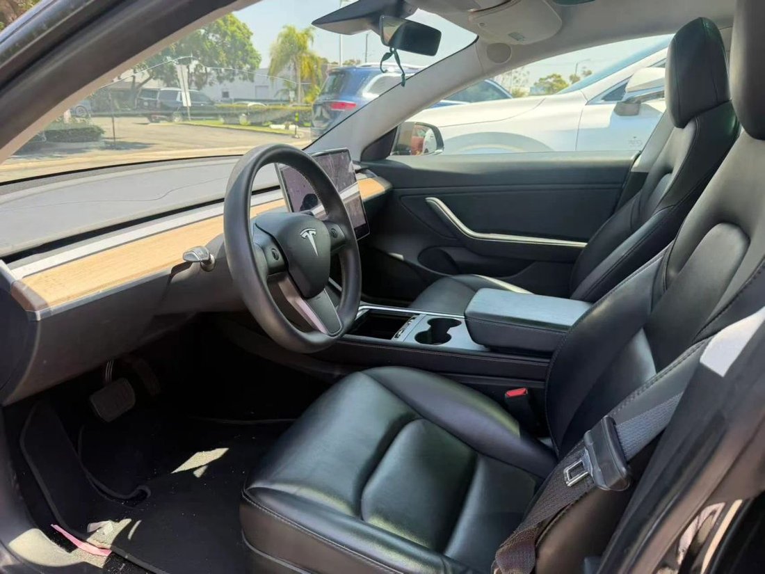Sedan in Costa Mesa, CA, United States 4 - 18603031