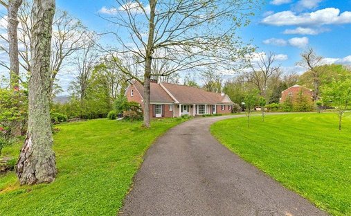 House in Ligonier, Pennsylvania, United States 1