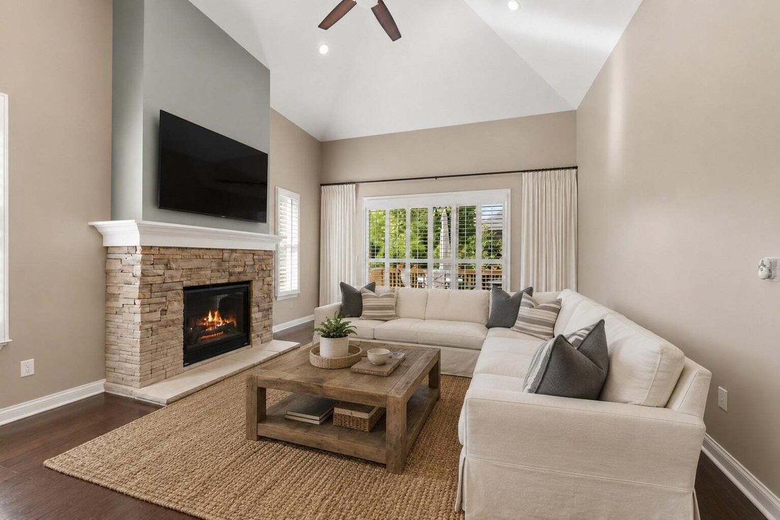 Condo in Bolingbrook, Illinois, United States 4 - 18601472