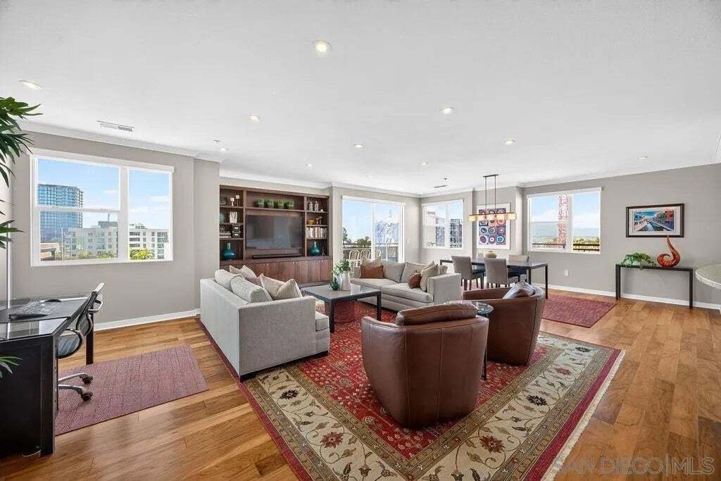 Condo in San Diego, California, United States 1 - 18601935