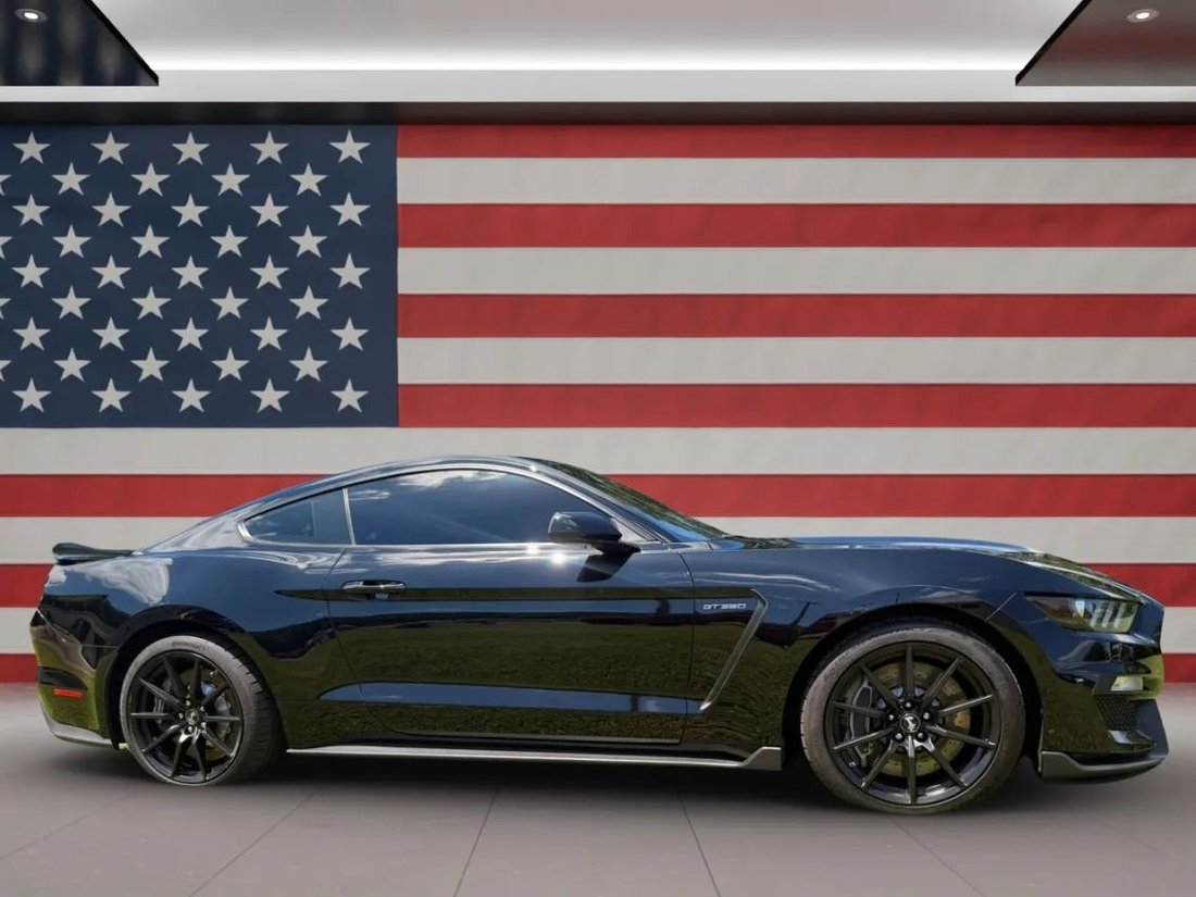Coupe in Yorktown, VA, United States 2 - 18603248