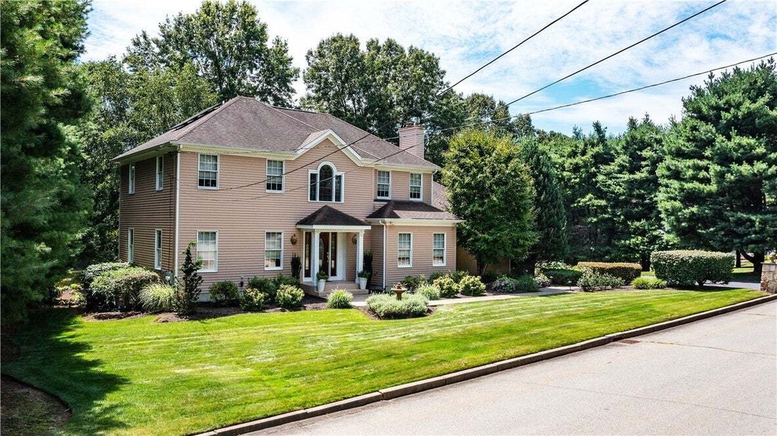 House in Lincoln, Rhode Island, United States 3 - 18586654