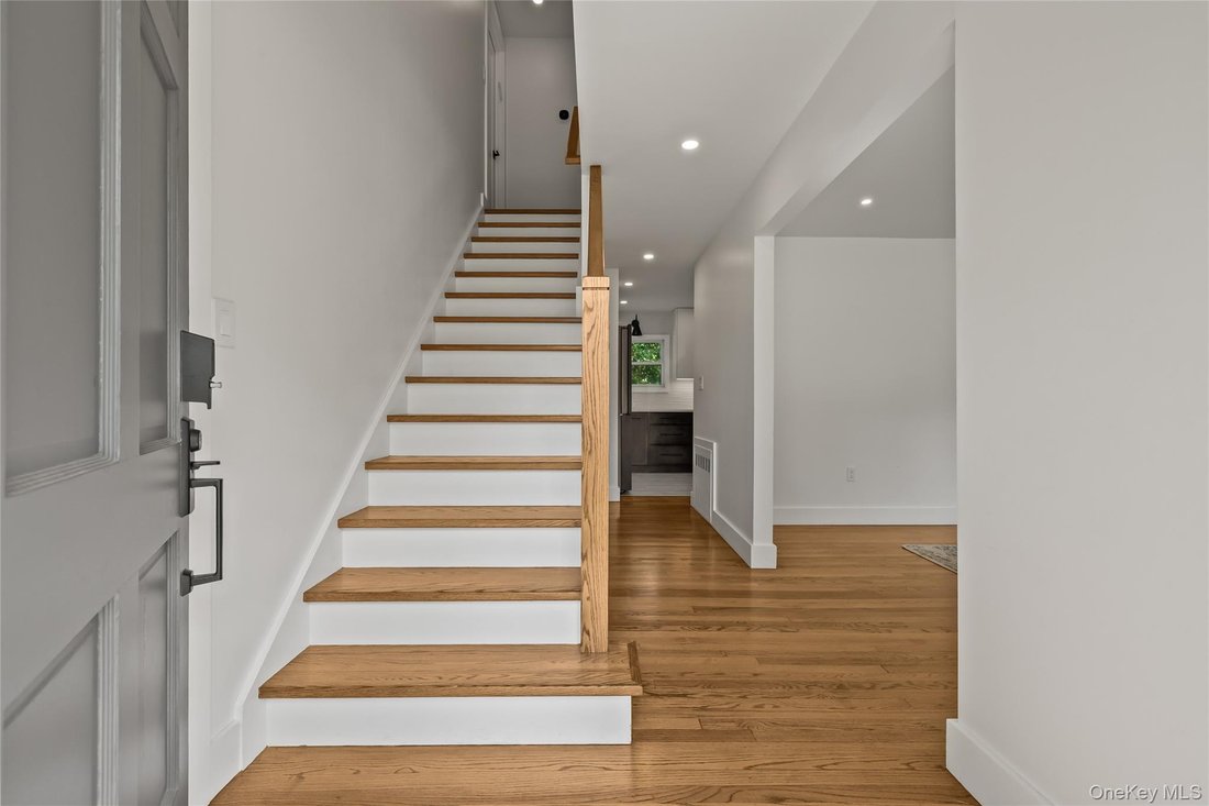 House in Montebello, New York, United States 2 - 18600809