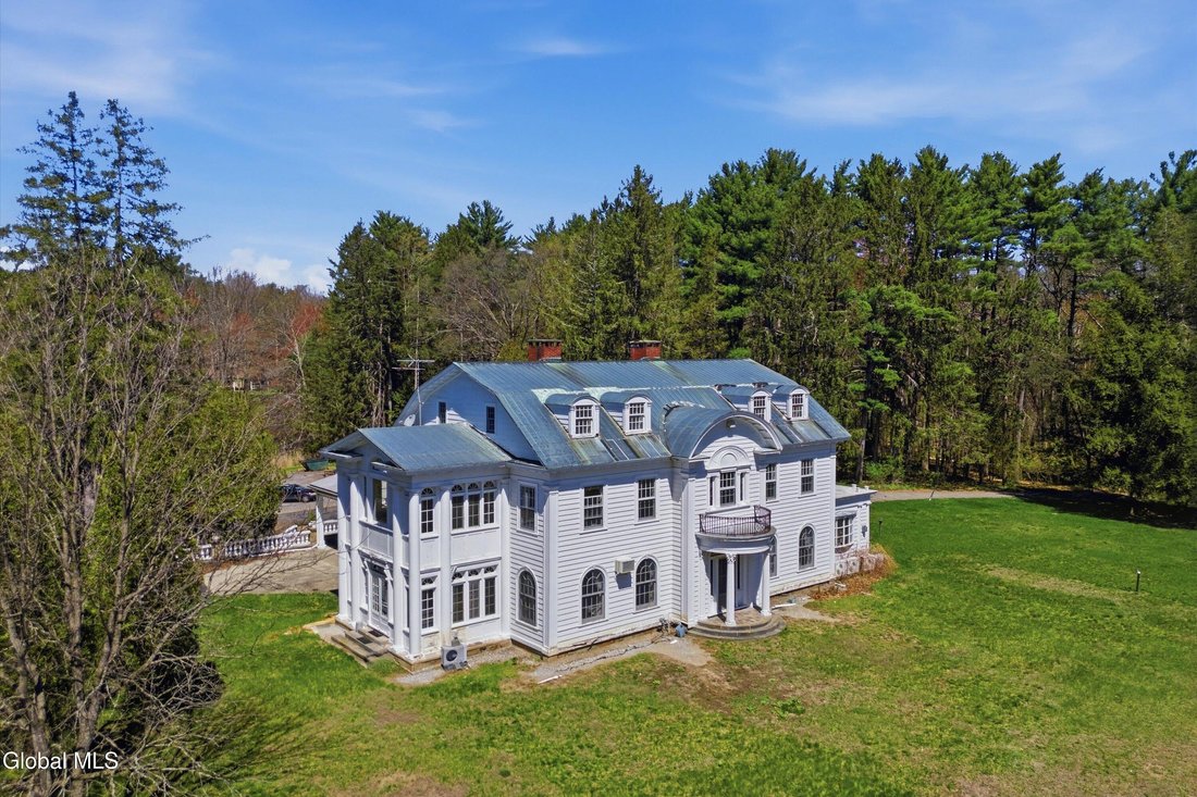 House in Saratoga Springs, New York, United States 2 - 18597237