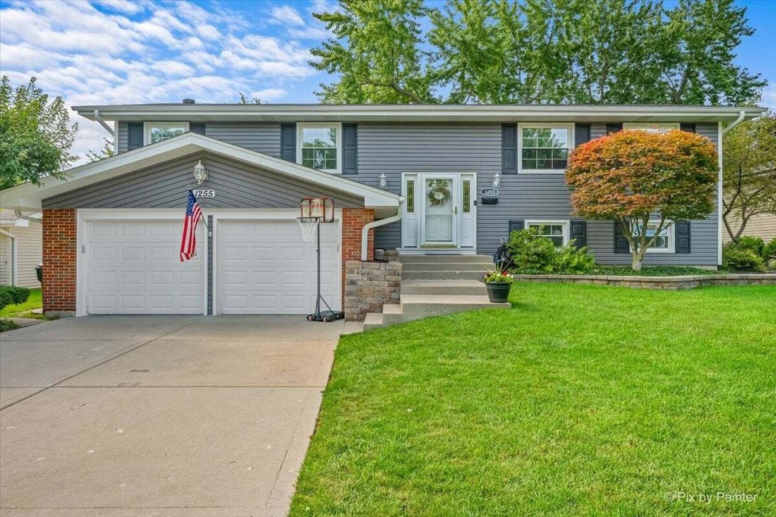 House in Hoffman Estates, Illinois, United States 1 - 18597506
