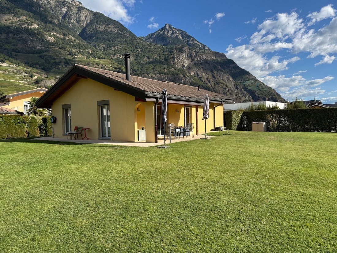 Villa in Fully, Valais, Switzerland 1 - 18600063
