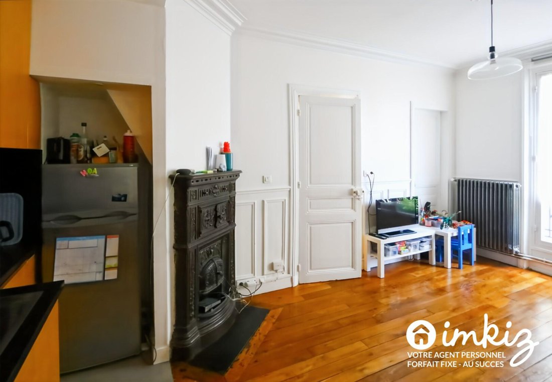 Apartment in Grandes Carrières-Clichy, Paris 18e Arrondissement, Paris 2 - 18596730