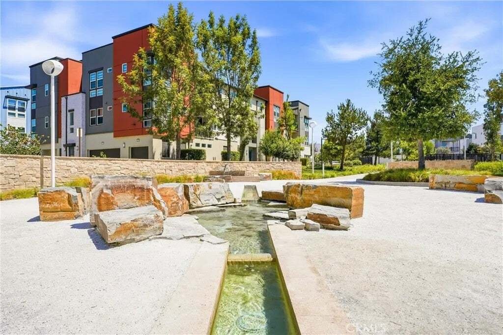 Condo in Irvine, California, United States 2 - 18601796