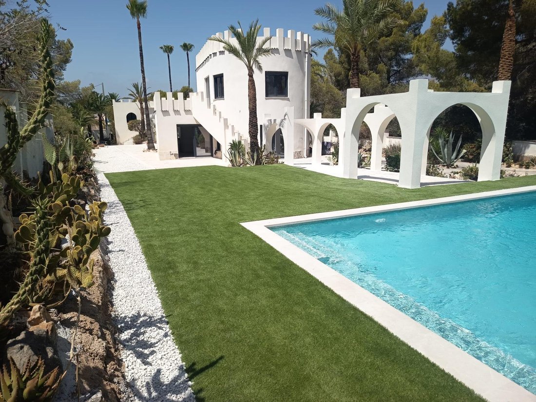 Villa in l'Albir, l'Alfas del Pi, Valencian Community 1 - 18600270