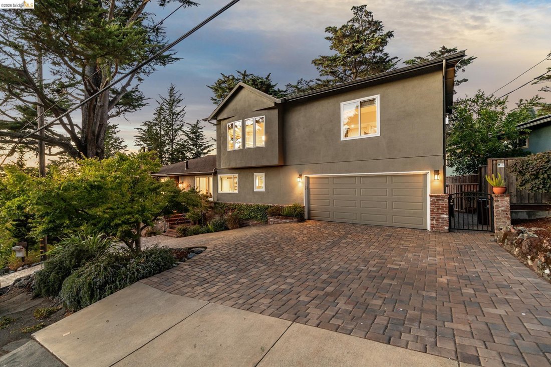 House in Oakland, California, United States 2 - 18596661