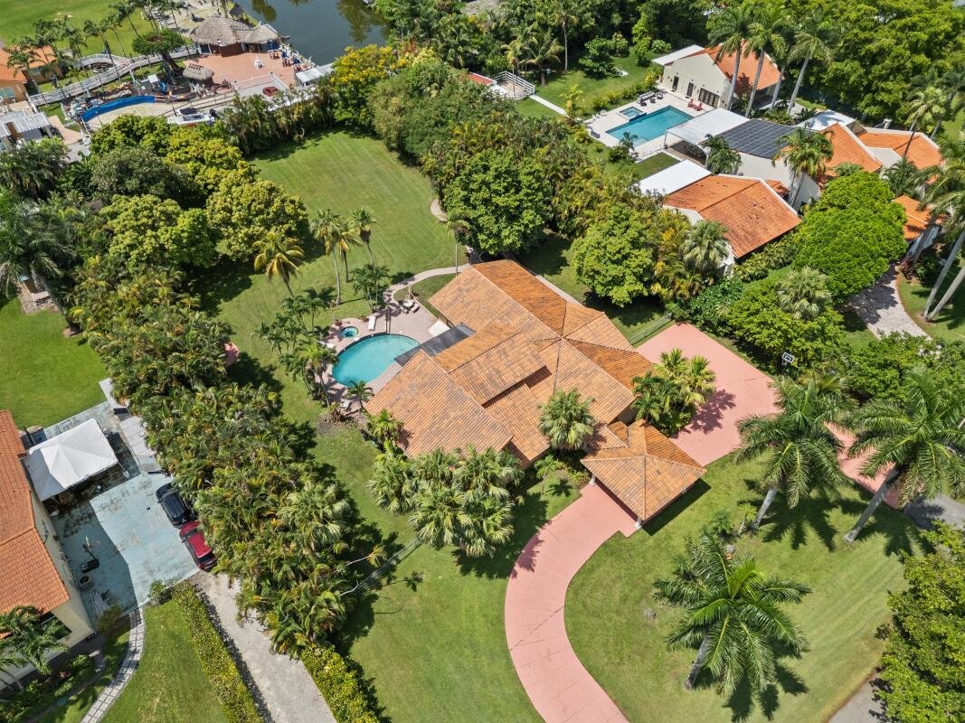 House in Miami Lakes, Florida, United States 1 - 18600702