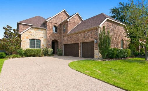 House in Arlington, Texas, United States 1