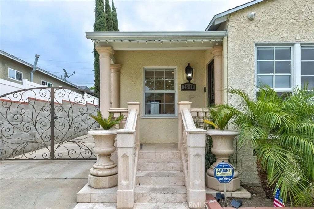 House in Burbank, California, United States 5 - 17633177
