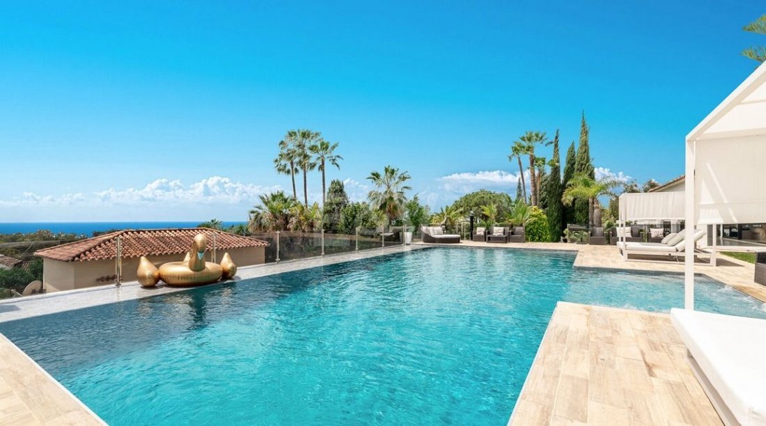 Villa in Elviria-Cabopino, Marbella, Spain 4 - 18597424