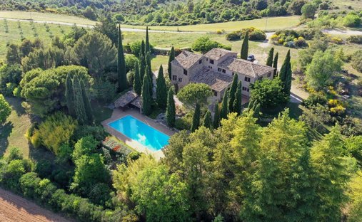 Estate in Forcalquier, Provence-Alpes-Côte d'Azur, France 1