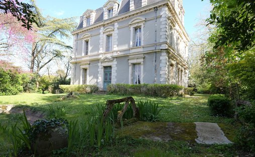 Haus in Thouars, Neu-Aquitanien, Frankreich 1