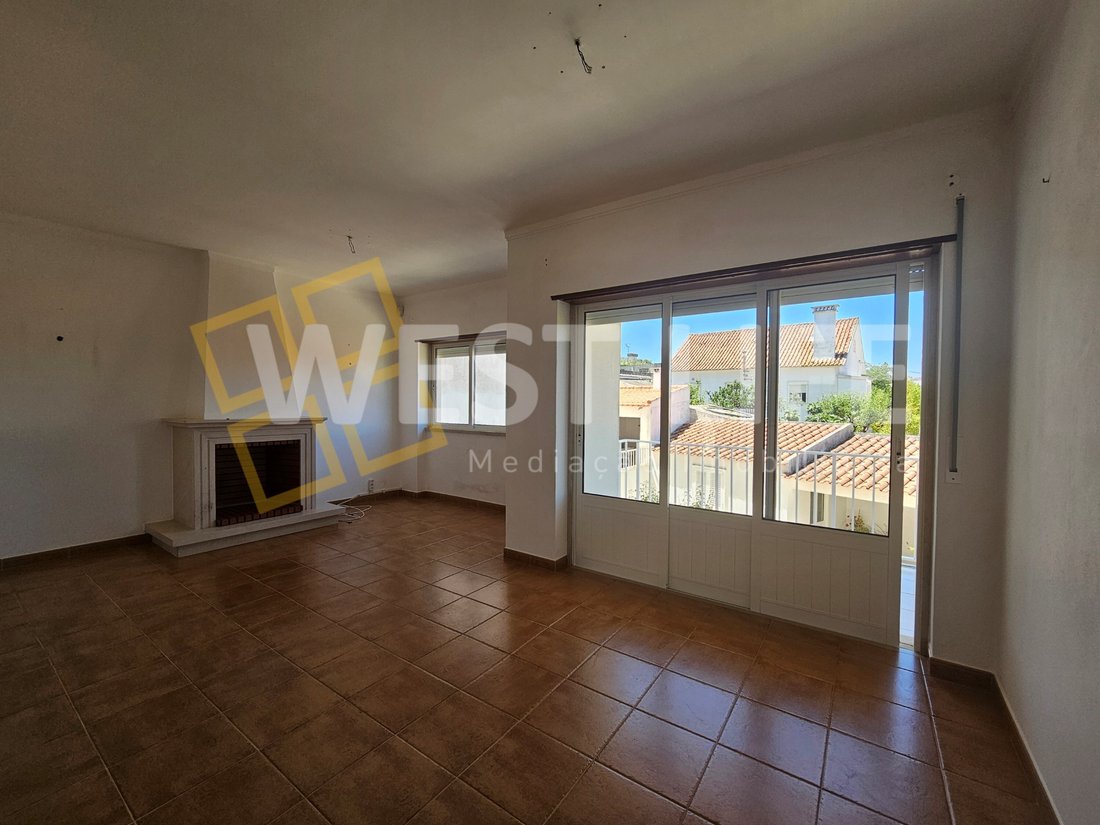 House in Santo Isidoro, Lisbon, Portugal 5 - 18598546