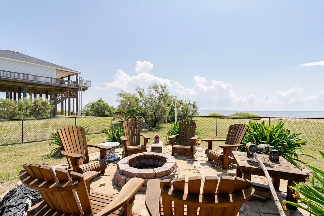 House in Bolivar Peninsula, Texas, United States 4 - 18597888