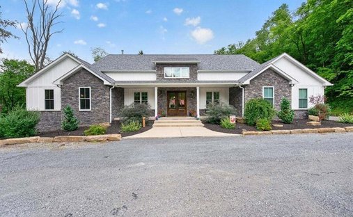 House in Aliquippa, Pennsylvania, United States 1