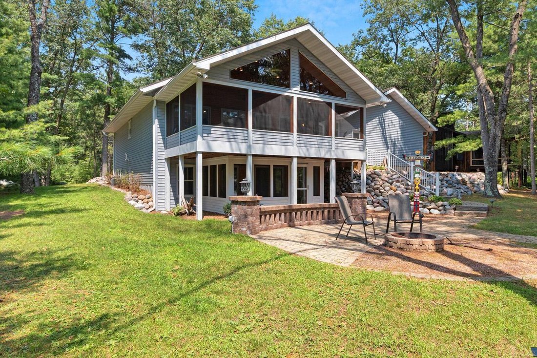House in Legend Lake, Wisconsin, United States 3 - 18600040
