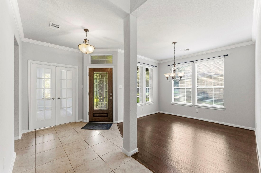 House in The Woodlands, Texas, United States 5 - 18597829