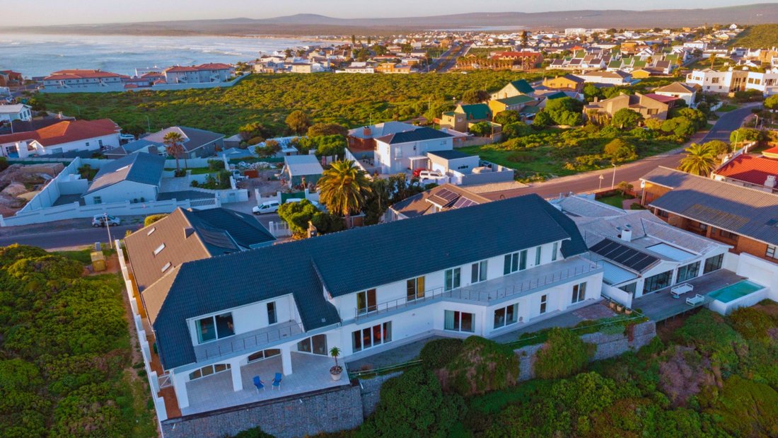 House in Yzerfontein, Western Cape, South Africa 2 - 18370063