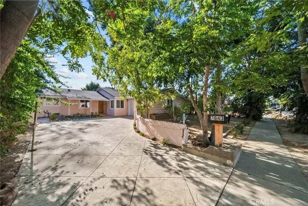 House in West Hills, California, United States 1 - 18597861