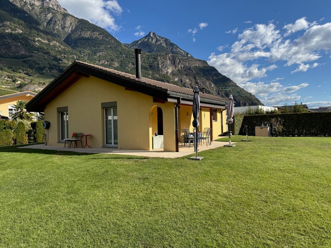 Villa in Fully, Valais, Switzerland 3 - 18600063