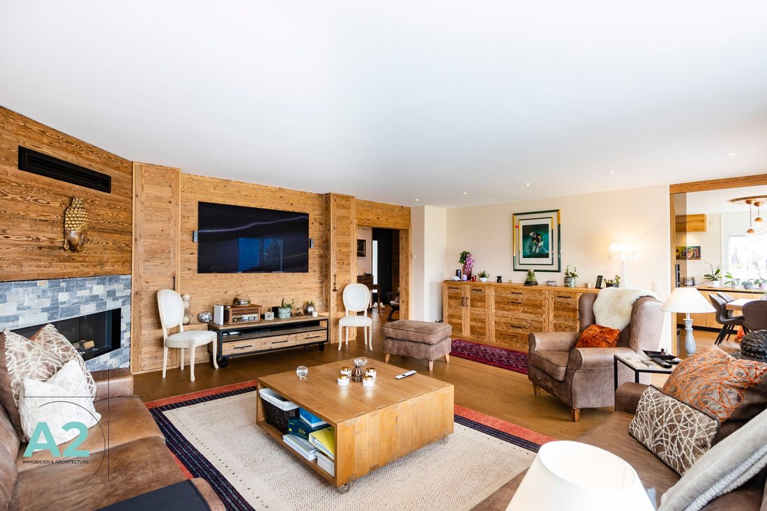 Chalet in Crans-Montana, Valais, Switzerland 4 - 18599731