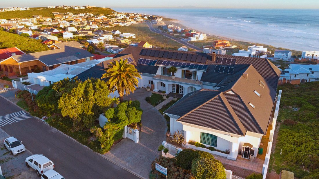 House in Yzerfontein, Western Cape, South Africa 1 - 18370063