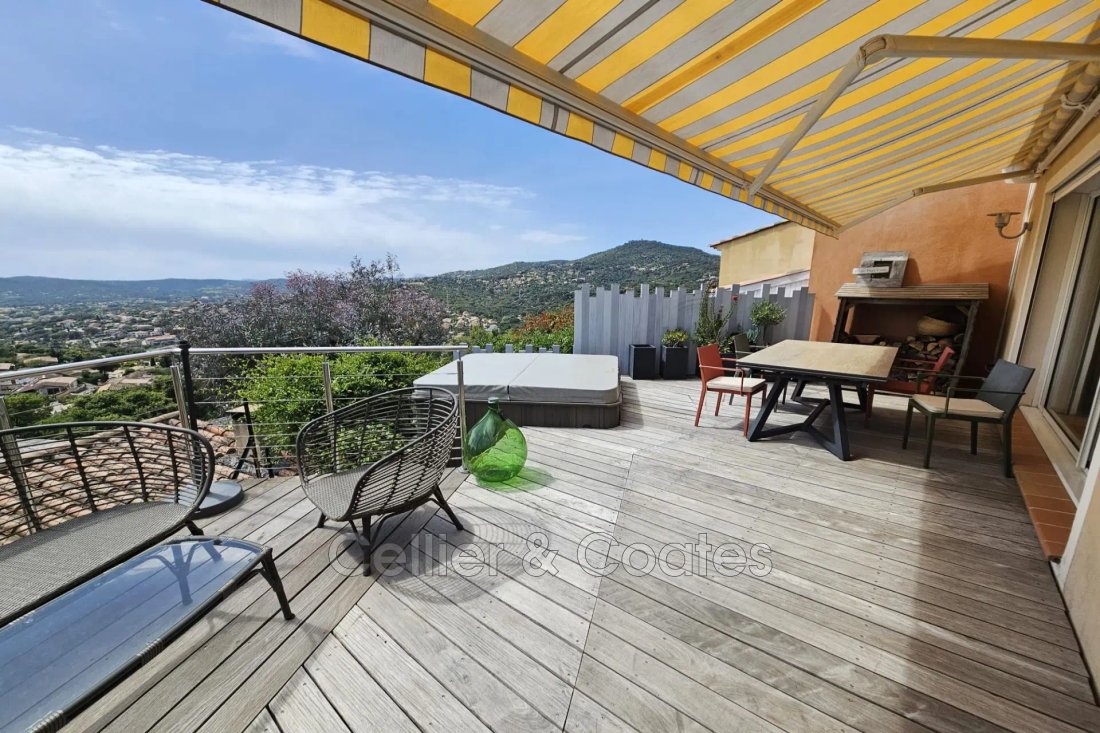 House in Le Lavandou, Provence-Alpes-Côte d'Azur, France 1 - 18597710