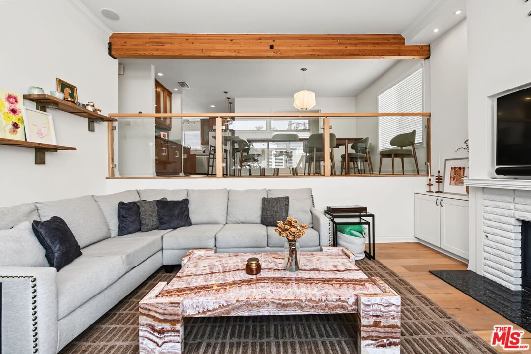 Santa Monica, California, United States 4 - 18602443