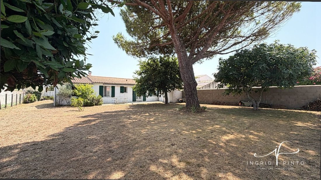 House in Ars-en-Ré, Nouvelle-Aquitaine, France 3 - 18604075