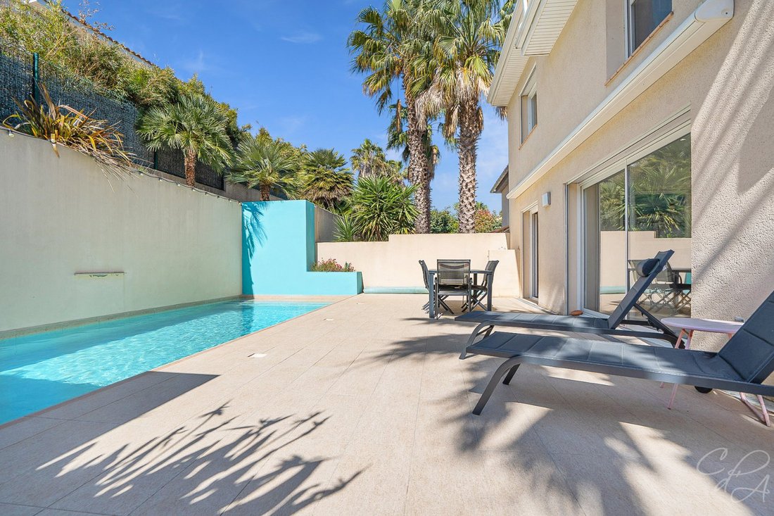 Villa in Centre Ville, Perpignan, France 5 - 18597693