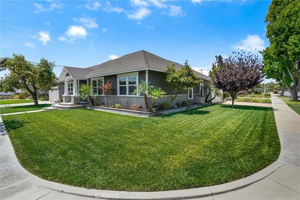 House in Signal Hill, California, United States 3 - 18601939