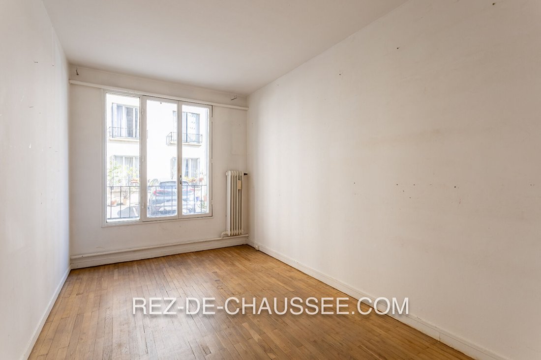 Apartment in Louis Blanc-Aqueduc, Paris 10e Arrondissement, Paris 4 - 17192614