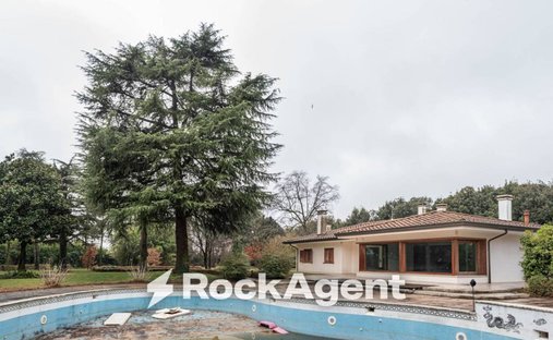 Villa in Quinto di Treviso, Veneto, Italy 1