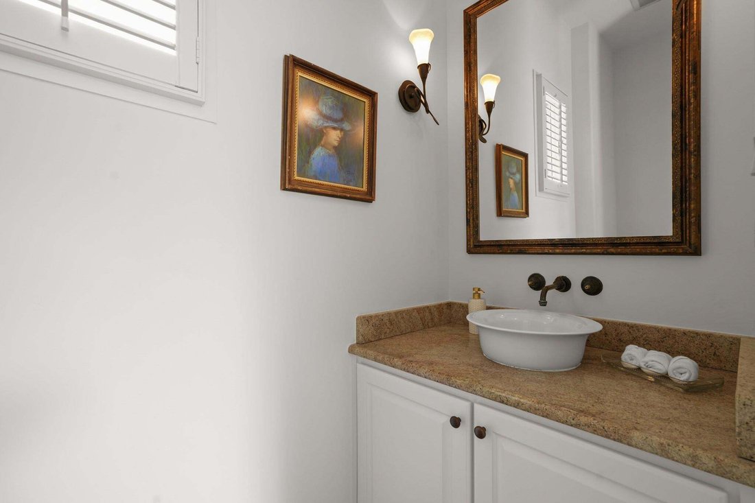 House in Austin, Texas, United States 5 - 18596949