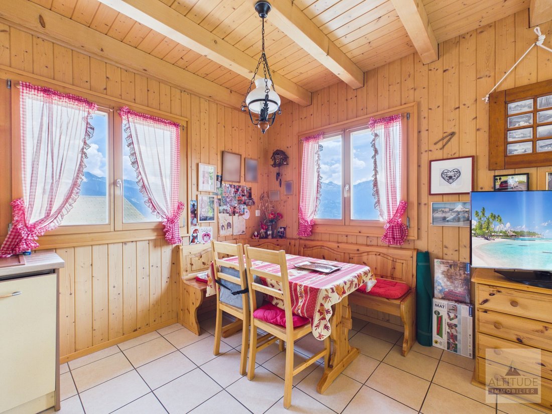 Chalet in Crans-Montana, Valais, Switzerland 4 - 18596432