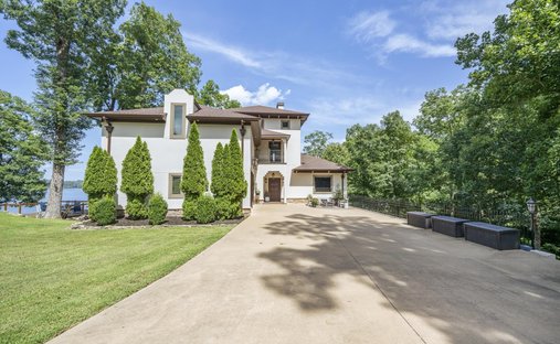 House in Cherokee, Alabama, United States 1