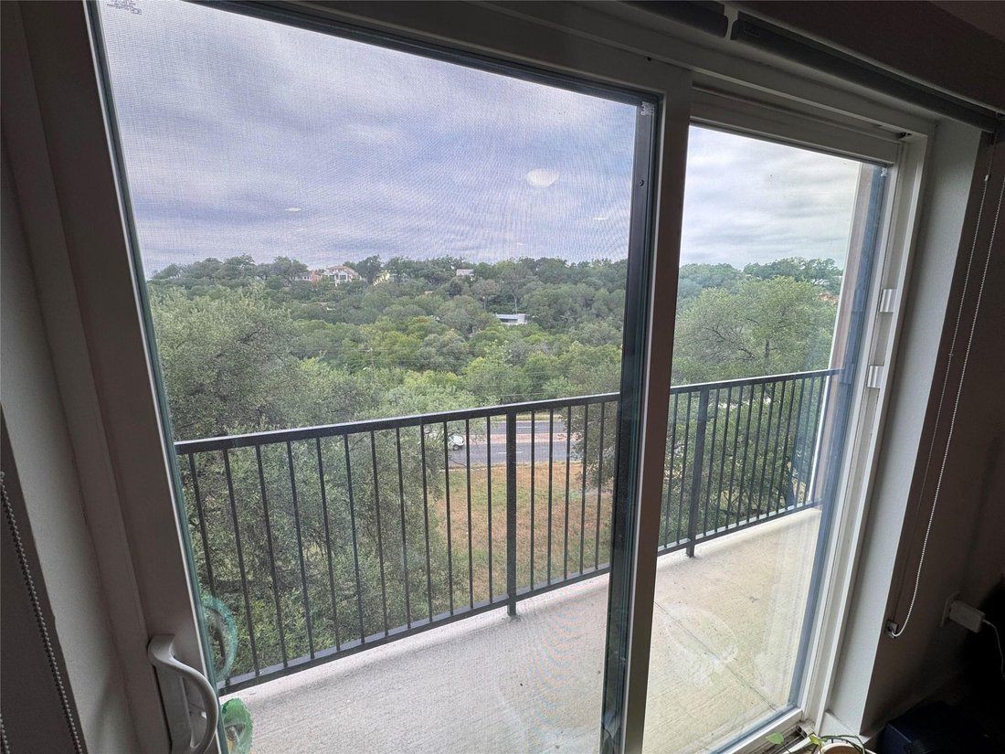 Condo in Austin, Texas, United States 5 - 18601344