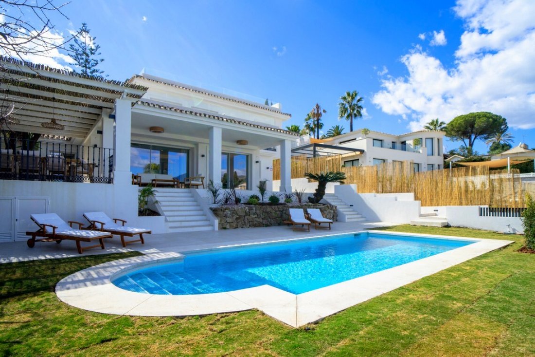 Villa in Nueva Andalucia, Marbella, Spain 2 - 18597053