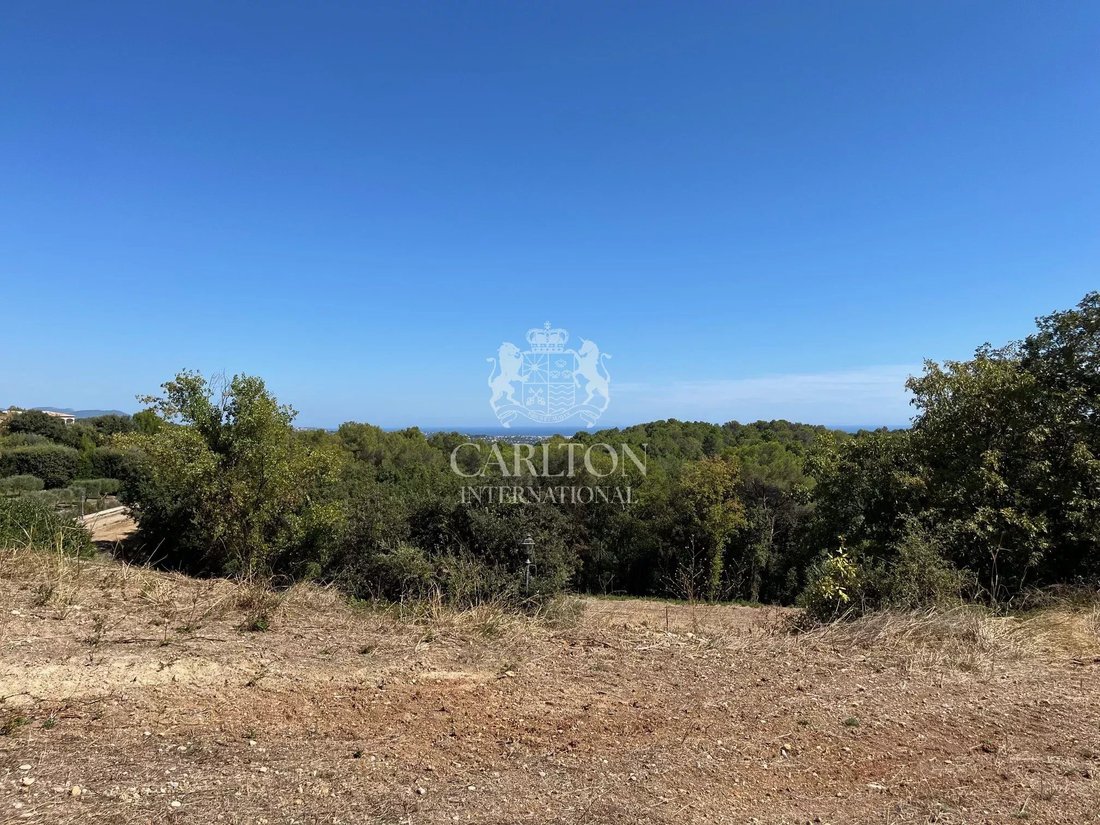 Land in Nord, Roquefort-les-Pins, France 2 - 18073385