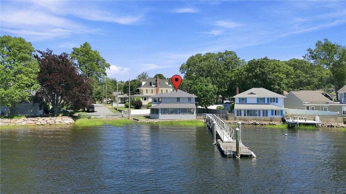 Barrington, Rhode Island, United States 2 - 18599750